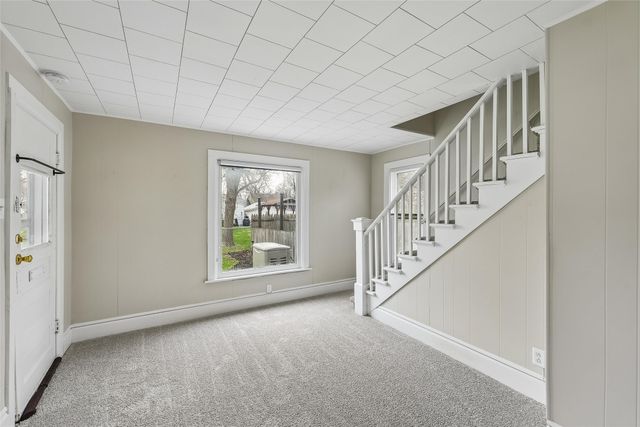 904 13th Street, West Des Moines, IA 50265