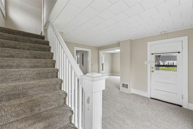 904 13th Street, West Des Moines, IA 50265