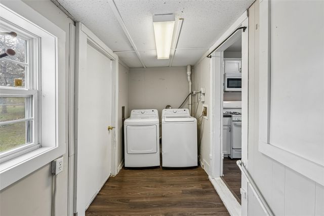 904 13th Street, West Des Moines, IA 50265