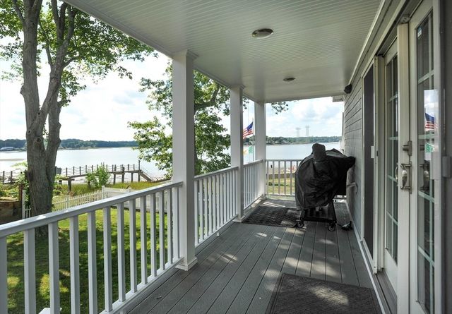 62 Rosemont Rd, Weymouth, MA 02191