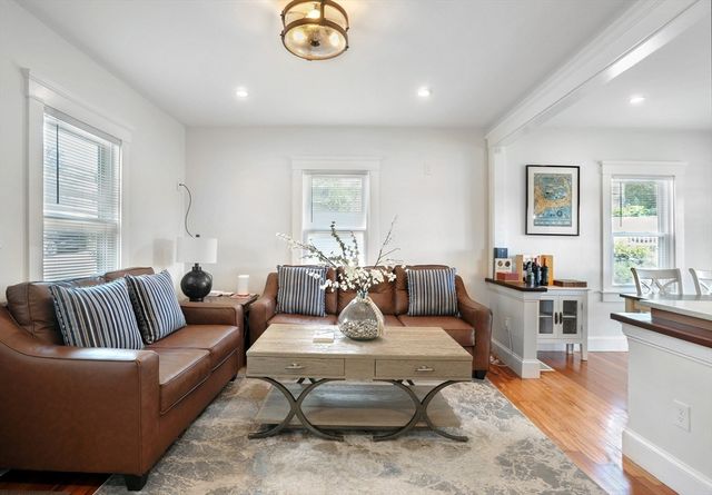 62 Rosemont Rd, Weymouth, MA 02191