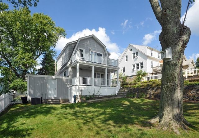 62 Rosemont Rd, Weymouth, MA 02191