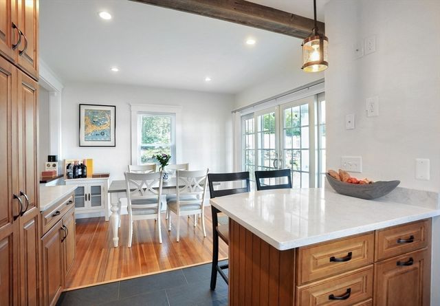 62 Rosemont Rd, Weymouth, MA 02191