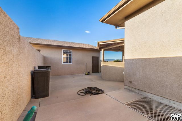 1016 W Saginaw Dr, Pueblo West, CO 81007