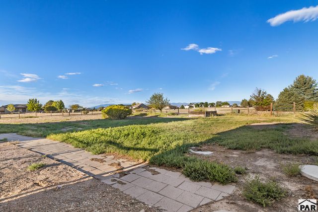1016 W Saginaw Dr, Pueblo West, CO 81007