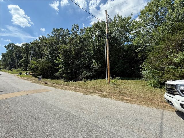 E 5th Street, Fayetteville, AR 72701