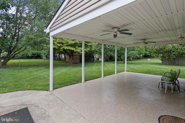 124 ASHURST LN, Mount Holly, NJ 08060