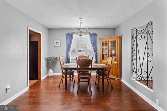 124 ASHURST LN, Mount Holly, NJ 08060
