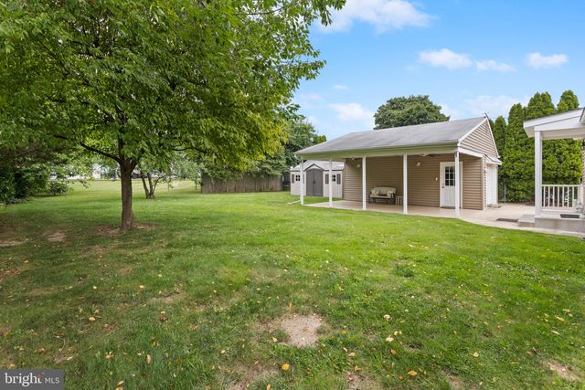 124 ASHURST LN, Mount Holly, NJ 08060