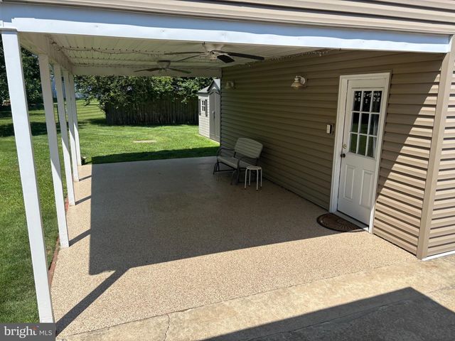 124 ASHURST LN, Mount Holly, NJ 08060