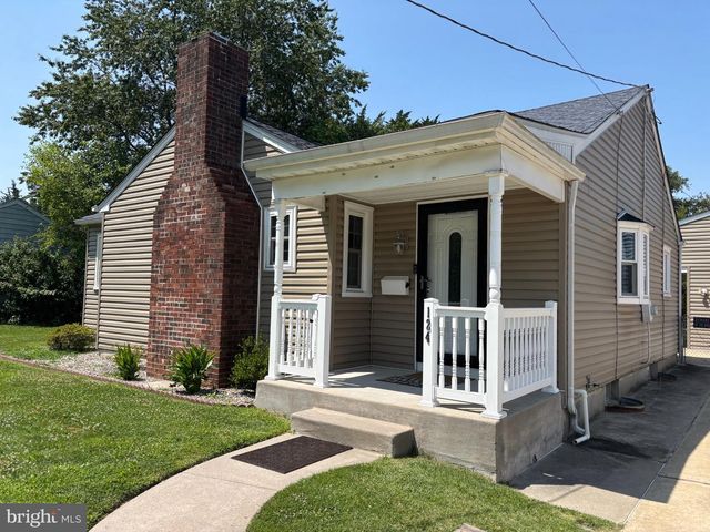 124 ASHURST LN, Mount Holly, NJ 08060