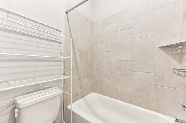 163 Kellogg LN, Bastrop, TX 78602