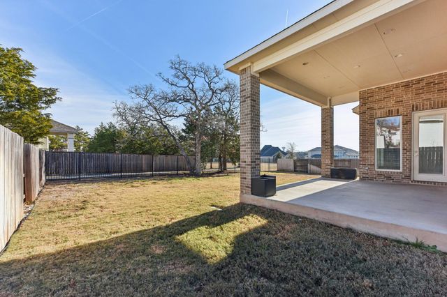 163 Kellogg LN, Bastrop, TX 78602
