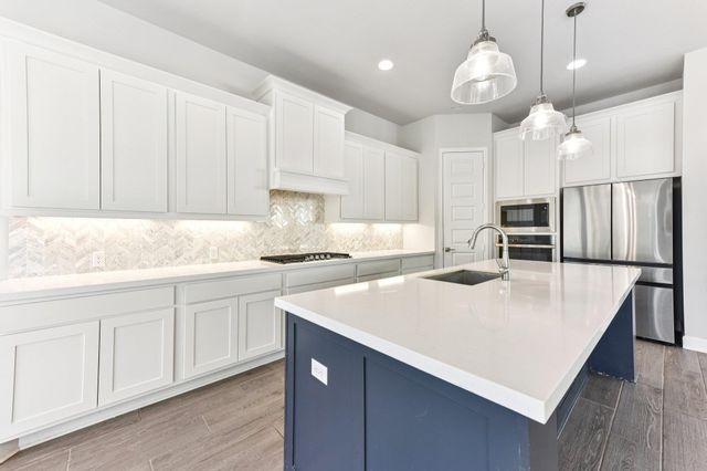 163 Kellogg LN, Bastrop, TX 78602