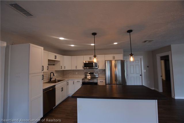 225 Micco Avenue, Sebring, FL 33870
