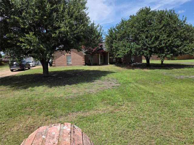 610 Cross Fence Drive, Lowry Crossing, TX 75069