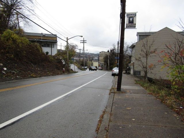 215 Greenfield Ave, Greenfield, PA 15207