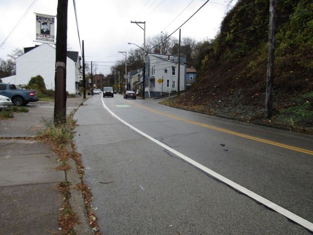 215 Greenfield Ave, Greenfield, PA 15207