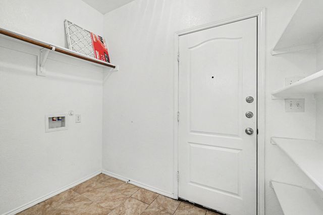 701 Whitemarsh Drive, Aubrey, TX 76227