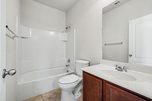 701 Whitemarsh Drive, Aubrey, TX 76227