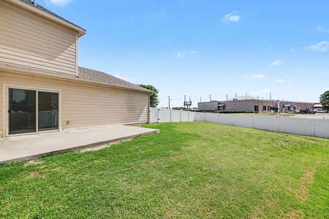 701 Whitemarsh Drive, Aubrey, TX 76227