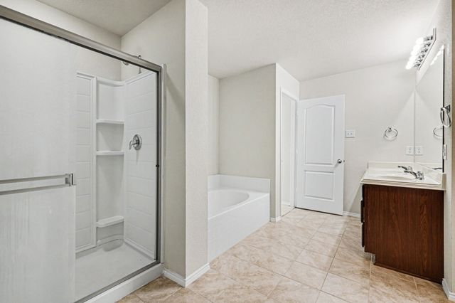 701 Whitemarsh Drive, Aubrey, TX 76227