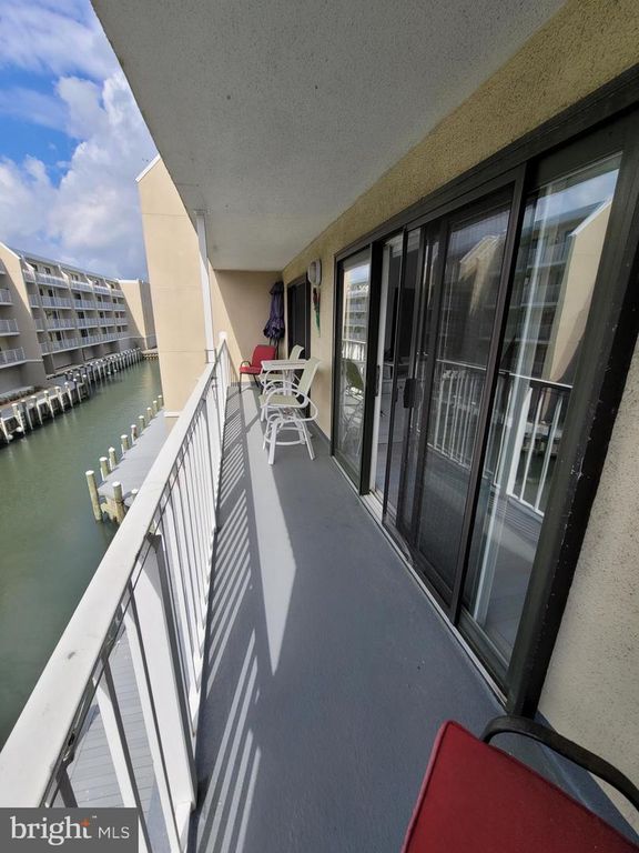 Image 4 of property listing at 4711 COASTAL HWY #335, Ocean City, MD 21842