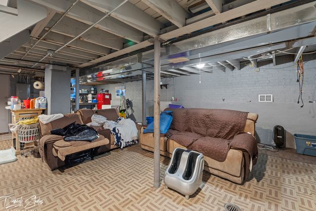 816 S 14th Avenue, Maywood, IL 60153