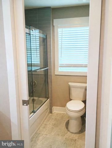 307 CHARLES ST, Fredericksburg, VA 22401