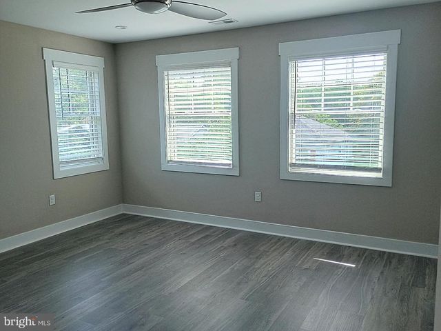 307 CHARLES ST, Fredericksburg, VA 22401