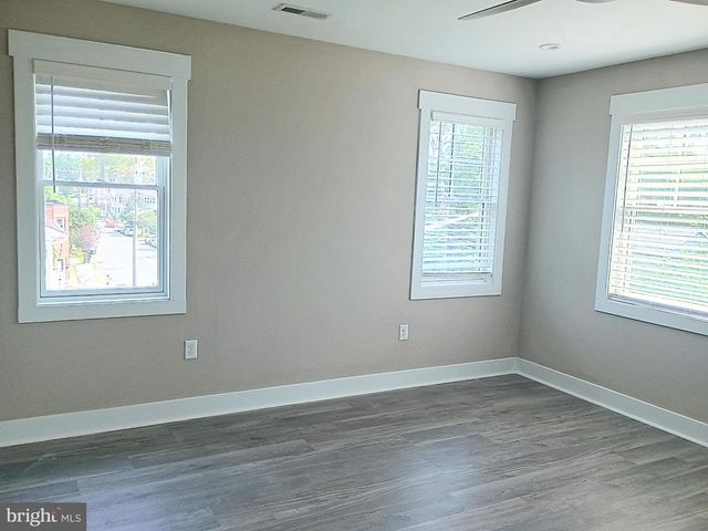 307 CHARLES ST, Fredericksburg, VA 22401
