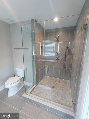 307 CHARLES ST, Fredericksburg, VA 22401