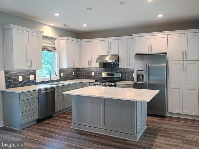 307 CHARLES ST, Fredericksburg, VA 22401