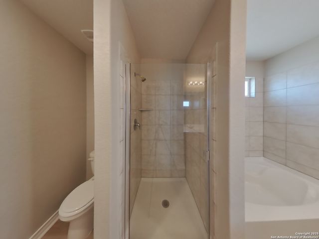 831 House Sparrow, San Antonio, TX 78253