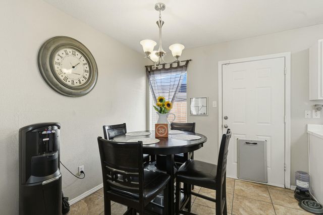 8719 Black Stallion Road SW, Albuquerque, NM 87121