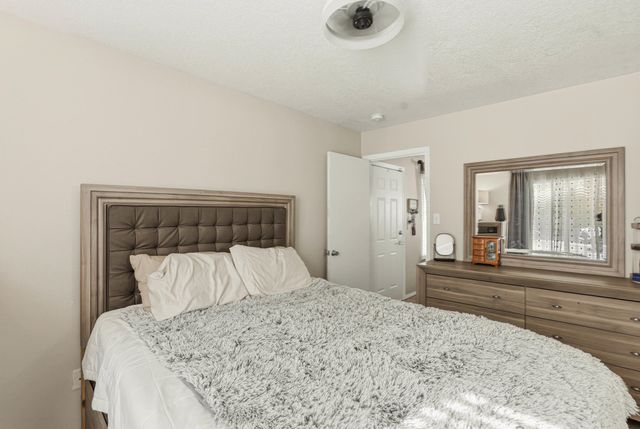 8719 Black Stallion Road SW, Albuquerque, NM 87121