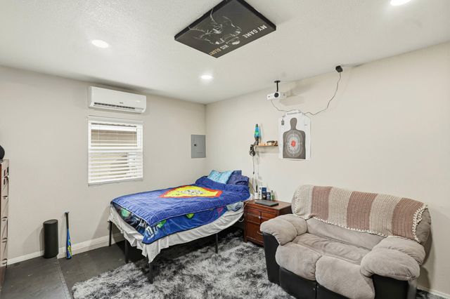 8719 Black Stallion Road SW, Albuquerque, NM 87121