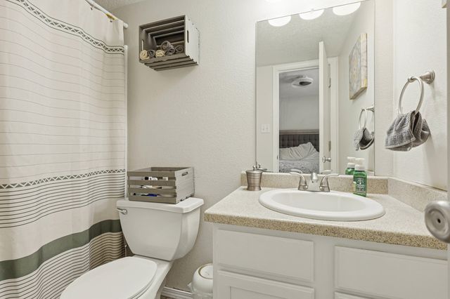 8719 Black Stallion Road SW, Albuquerque, NM 87121