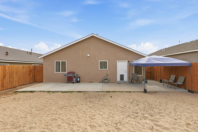 8719 Black Stallion Road SW, Albuquerque, NM 87121