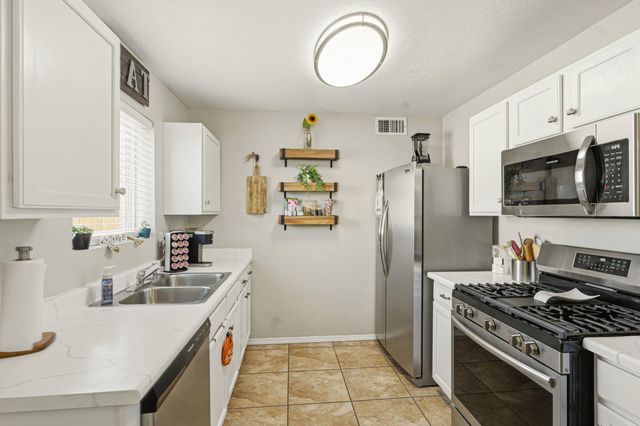 8719 Black Stallion Road SW, Albuquerque, NM 87121