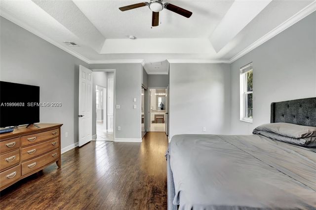 13813 NW 21st St, Pembroke Pines, FL 33028