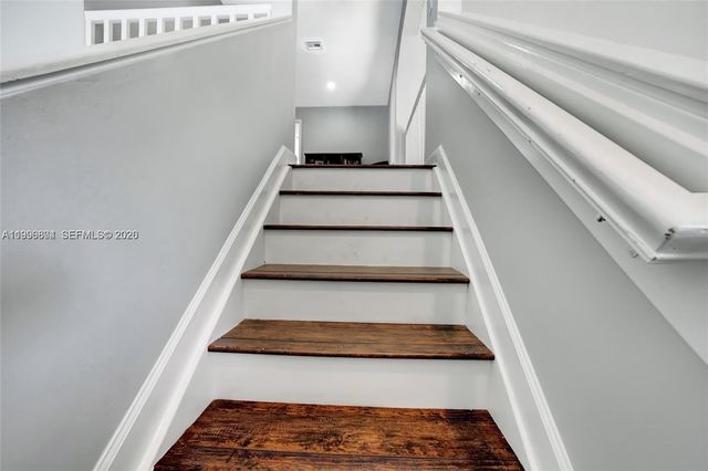 13813 NW 21st St, Pembroke Pines, FL 33028