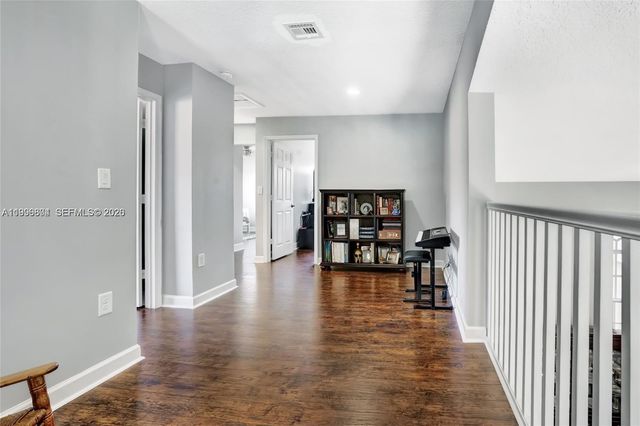 13813 NW 21st St, Pembroke Pines, FL 33028