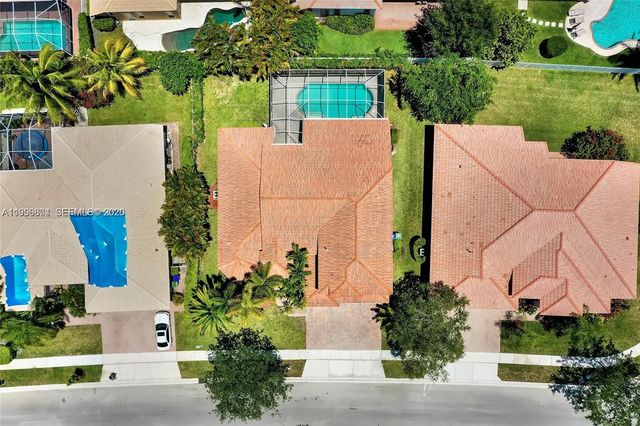 13813 NW 21st St, Pembroke Pines, FL 33028