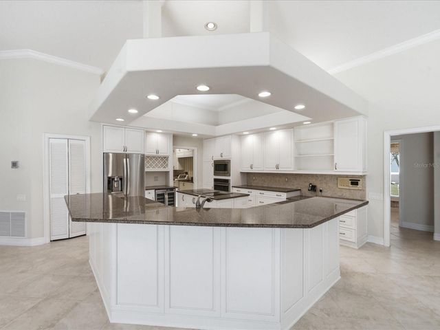 9802 MAKO COURT, Tampa, FL 33615