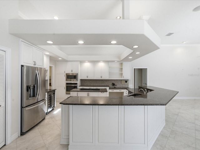 9802 MAKO COURT, Tampa, FL 33615