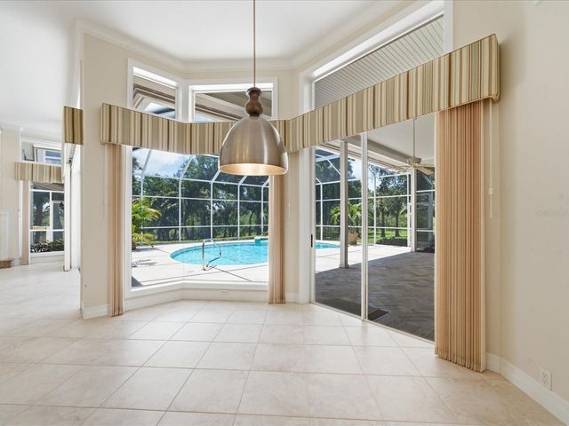9802 MAKO COURT, Tampa, FL 33615