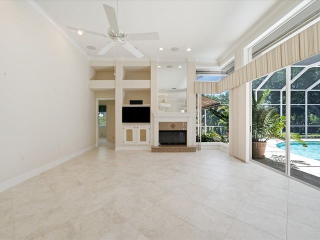 9802 MAKO COURT, Tampa, FL 33615