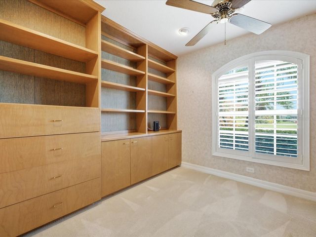 9802 MAKO COURT, Tampa, FL 33615