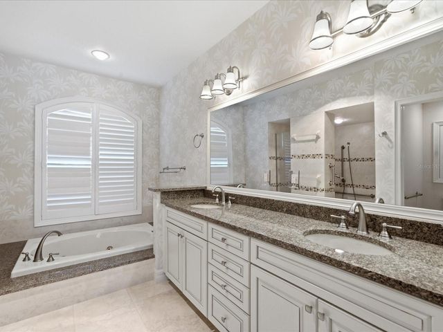 9802 MAKO COURT, Tampa, FL 33615